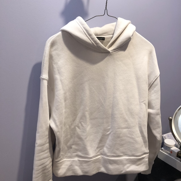 Zara sweater - Picture 2 of 2